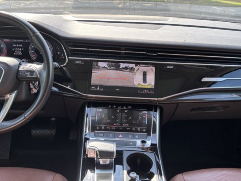 Used 2020 Audi Q7 3.0T Premium Plus w/ Premium Plus Package image 17