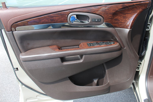 Used 2014 Buick Enclave Leather w/ Trailering Provision Package image 30
