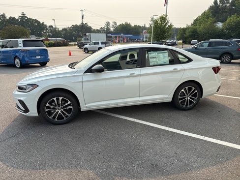 New 2025 Volkswagen Jetta Sport image 4