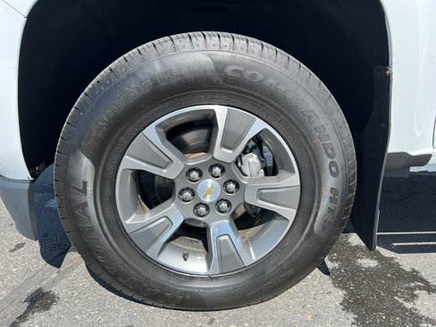 Used 2017 Chevrolet Colorado Z71 image 12