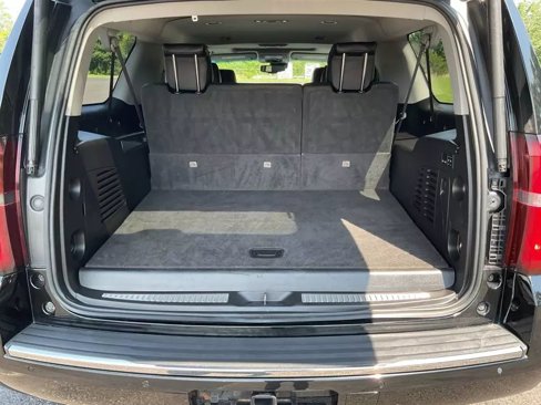 Used 2016 Chevrolet Suburban LTZ image 9