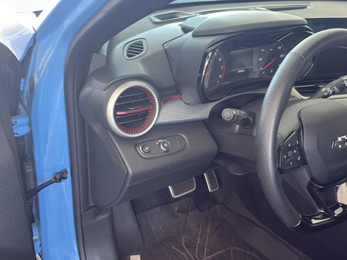 Used 2024 Chevrolet Trax RS w/ Driver Confidence Package image 9