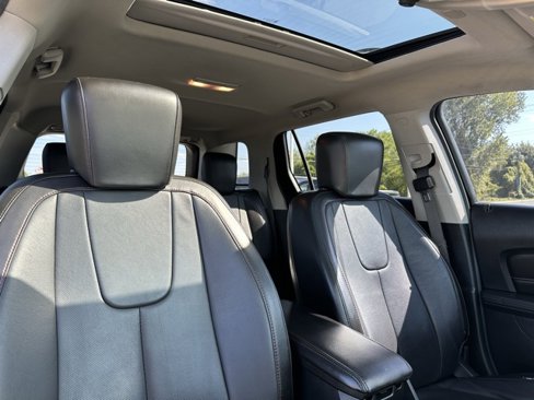 Used 2017 GMC Terrain SLT w/ Open Road Package image 8