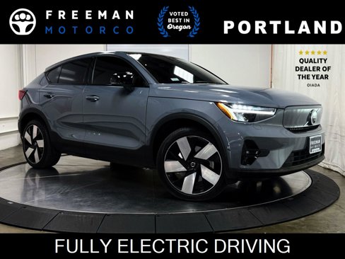 Used 2023 Volvo C40 P8 Recharge Plus w/ Climate Package image 1