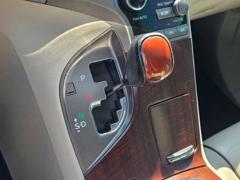 Used 2011 Toyota Venza w/ Leather Pkg image 27
