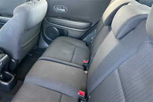 Used 2016 Honda HR-V LX image 5