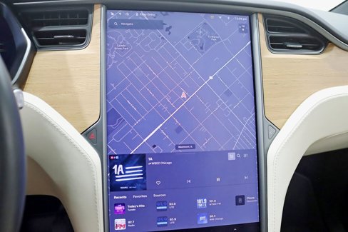 Used 2021 Tesla Model X Long Range image 16