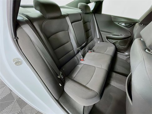 Used 2023 Chevrolet Malibu LT image 28