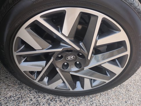 Used 2022 Hyundai Santa Fe Calligraphy w/ Cargo Package image 6