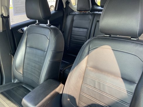 Used 2018 Ford EcoSport Titanium image 13