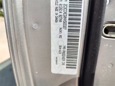 Used 2017 Chrysler 300 C image 37