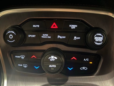 Used 2018 Dodge Challenger R/T Plus image 25