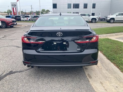New 2025 Toyota Camry SE image 5