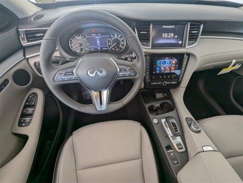 New 2025 INFINITI QX50 Luxe image 8