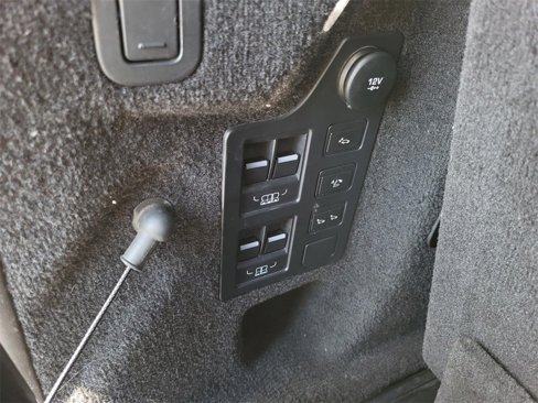 Used 2019 Land Rover Discovery HSE Luxury image 11