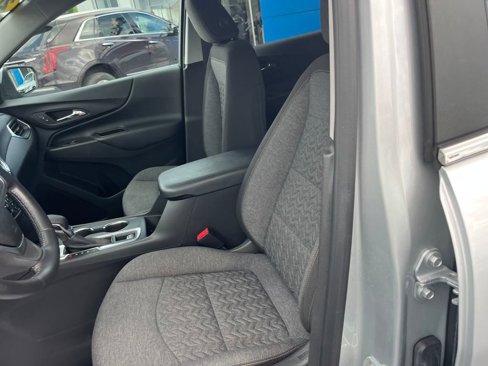 Used 2022 Chevrolet Equinox LT image 19