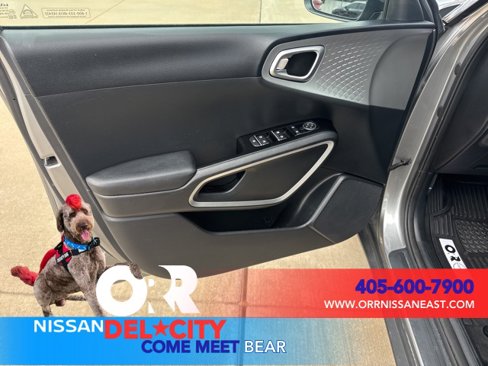 Used 2024 Kia Soul LX w/ Option Group 015 image 16