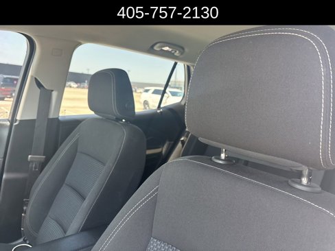 Used 2022 GMC Terrain SLE image 10