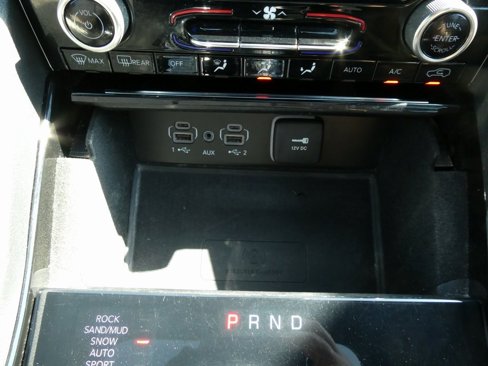Used 2021 Jeep Grand Cherokee L Overland w/ Luxury Tech Group IV image 32