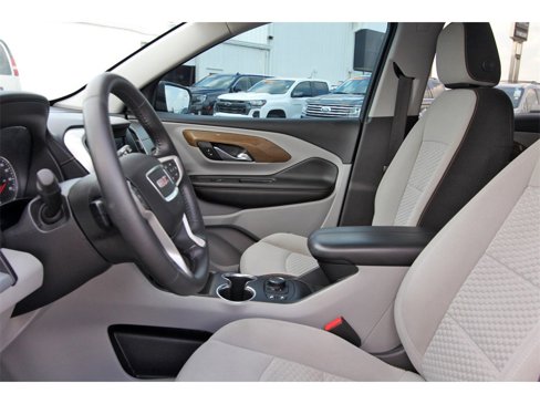Certified 2021 GMC Terrain SLE w/ Driver Convenience Package image 30