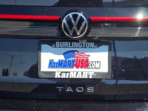 New 2025 Volkswagen Taos S image 18