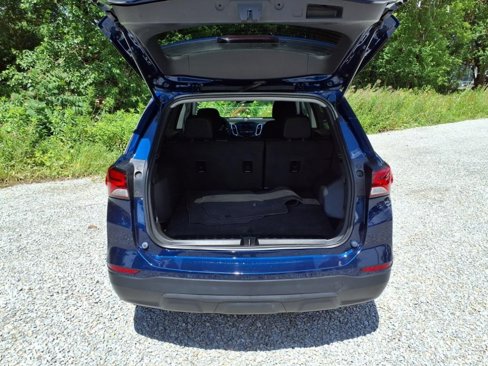 Used 2023 Chevrolet Equinox LT image 28