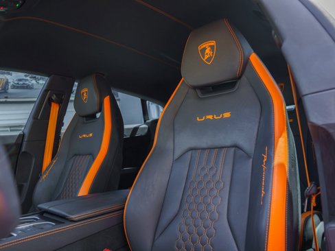 Used 2023 Lamborghini Urus Performante image 13