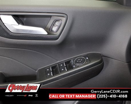 Used 2024 Ford Escape ST-Line w/ Cold Weather Package image 15
