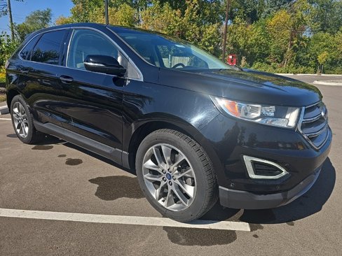 Used 2016 Ford Edge Titanium w/ Equipment Group 302A image 3