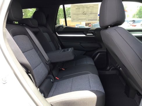 New 2025 GMC Terrain Elevation image 27