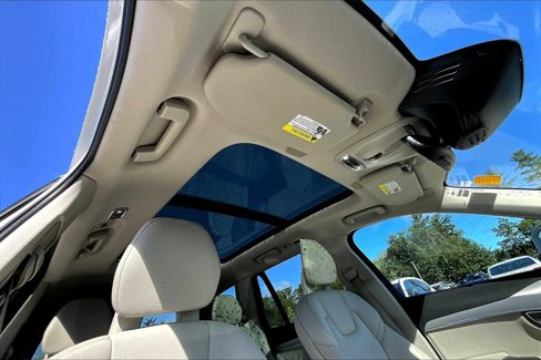 Used 2021 Volvo XC90 T5 Momentum w/ Advanced Package image 13