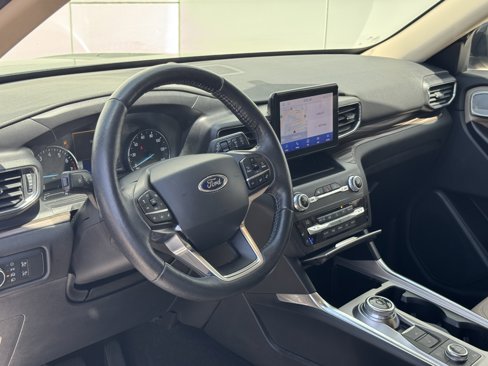 Used 2020 Ford Explorer Limited image 13