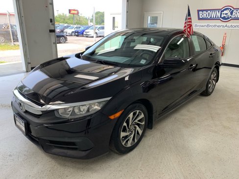 Used 2018 Honda Civic EX image 2