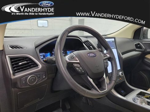 Used 2022 Ford Edge SEL w/ Convenience Package image 21