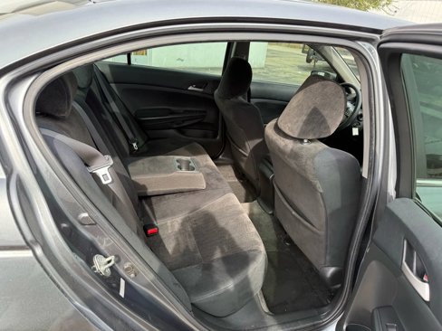 Used 2010 Honda Accord LX-P image 6