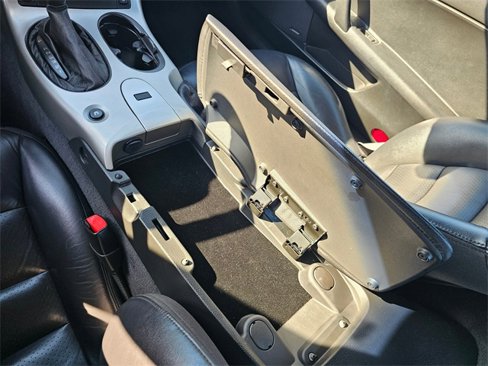 Used 2005 Chevrolet Corvette Coupe w/ Preferred Equipment Group image 25