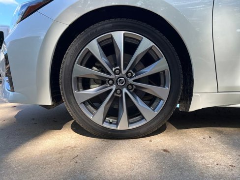Used 2021 Nissan Maxima Platinum w/ Sport Mat Group image 27