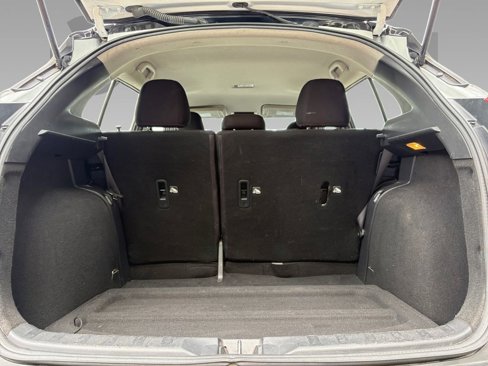 Used 2020 Nissan Kicks SR image 19