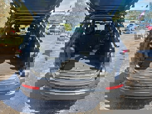 Used 2024 Jeep Grand Cherokee Altitude image 22