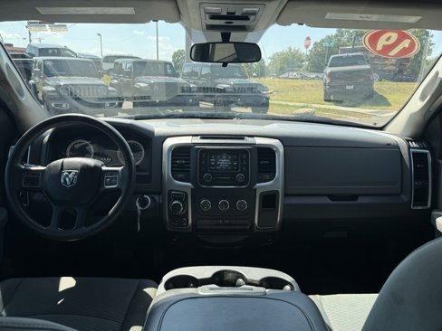 Used 2019 RAM 1500 Classic SLT image 39