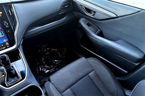 Used 2021 Subaru Outback Premium image 23