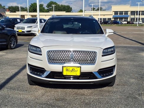 Used 2019 Lincoln Nautilus Reserve image 24