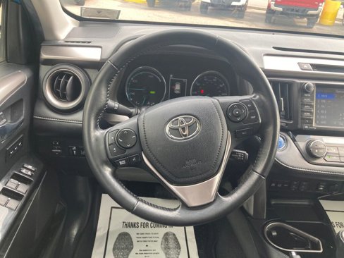 Used 2018 Toyota RAV4 Limited image 23