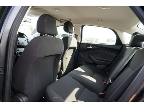 Used 2018 Ford Focus SE image 18