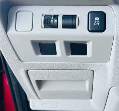 Used 2018 Subaru Forester 2.5i Premium w/ All-Weather Package image 18