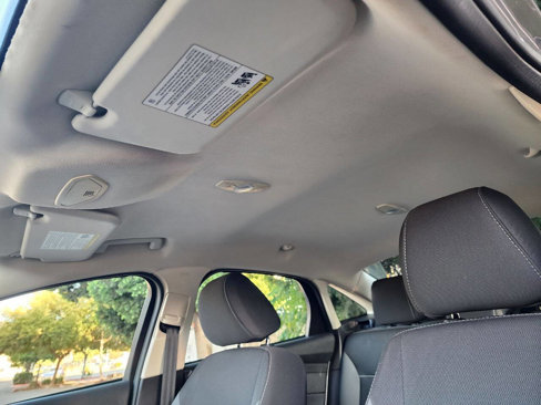 Used 2013 Ford Focus SE image 32