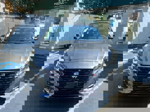 Used 2024 Nissan Altima 2.5 SR w/ SR Premium Package image 2