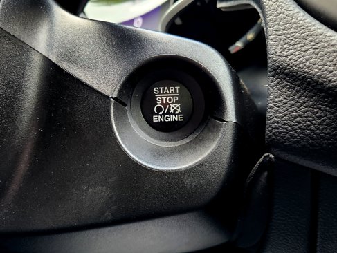 Used 2020 Jeep Compass Latitude image 23