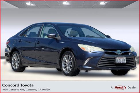 Used 2016 Toyota Camry XLE image 1