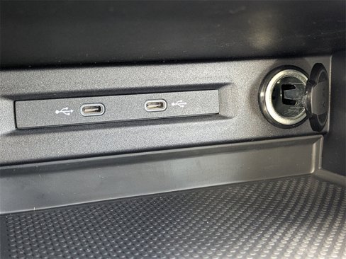 New 2025 Volkswagen Taos S image 21